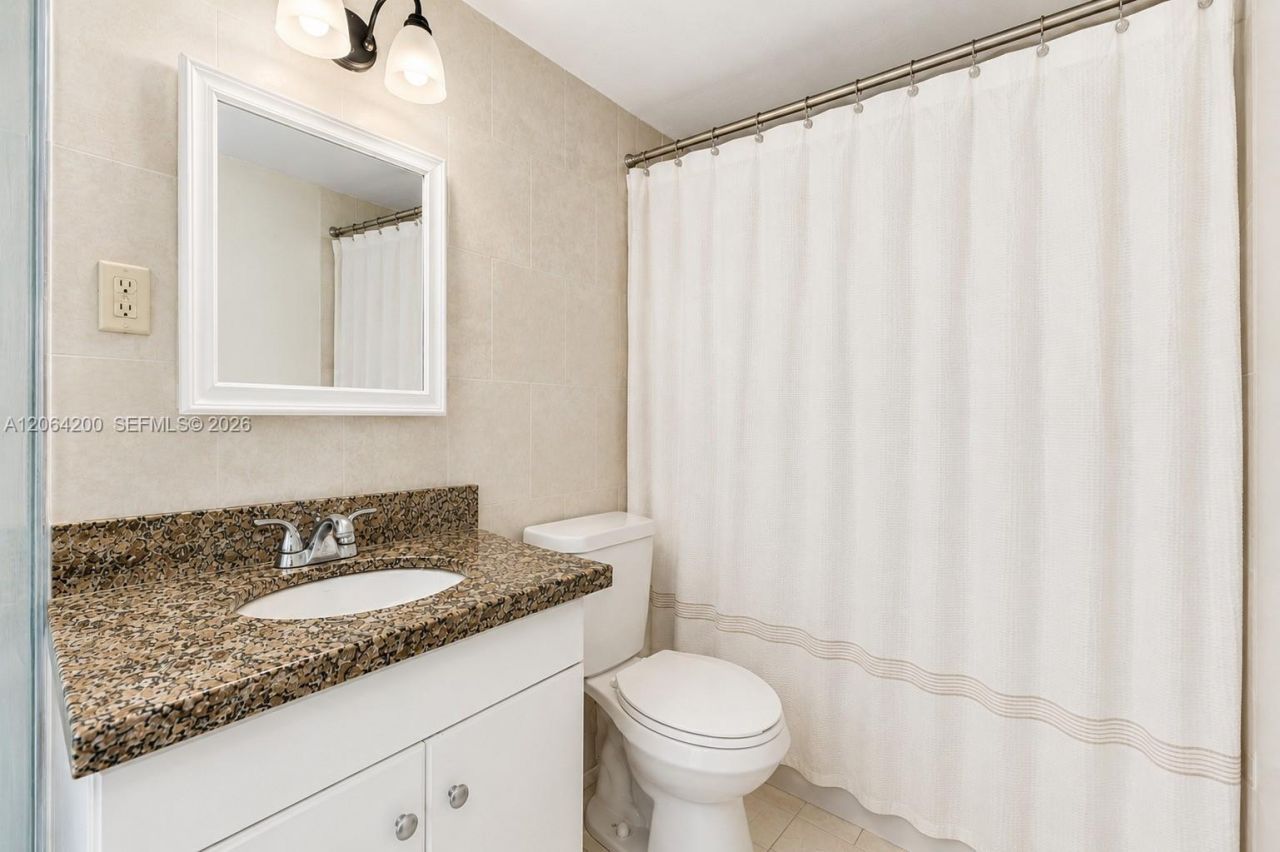 291 W 47th St, Hialeah, FL 33012 Photo