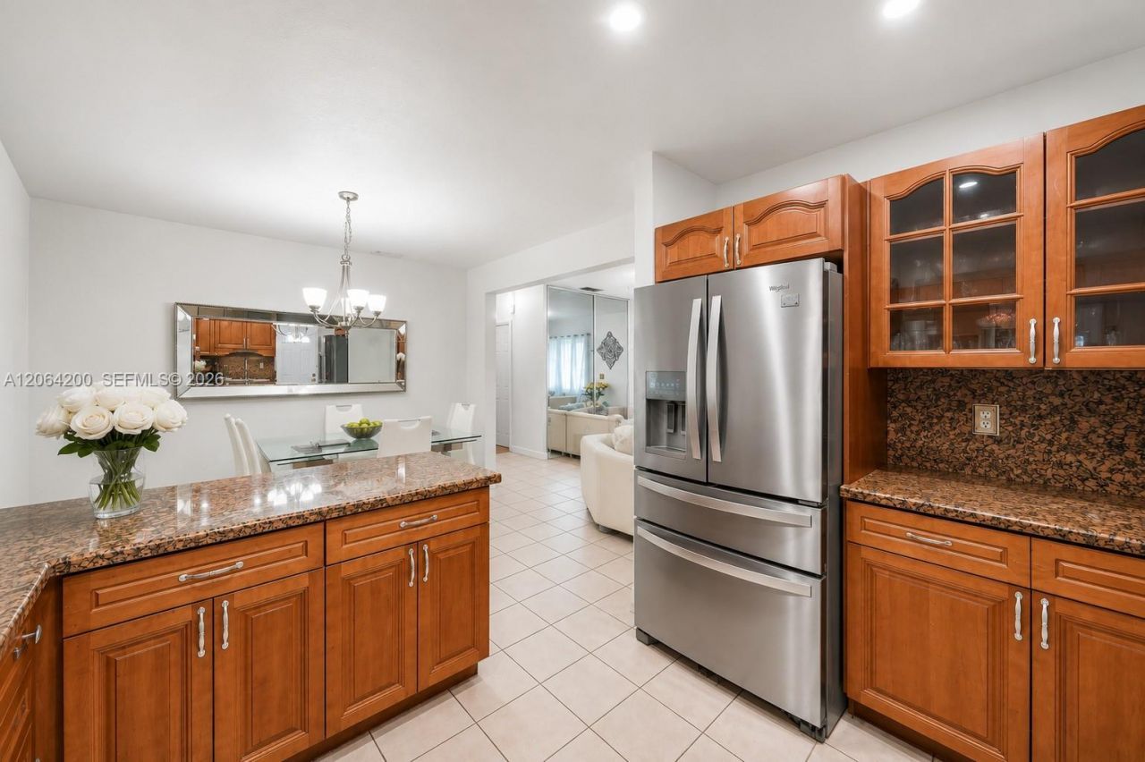 291 W 47th St, Hialeah, FL 33012 Photo