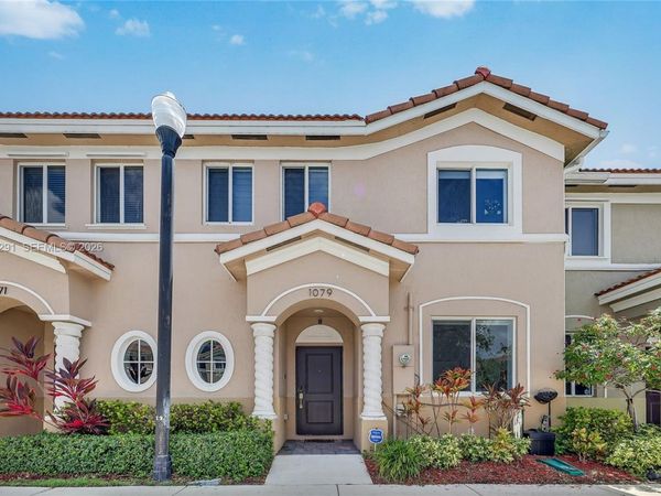 1079 SE 23rd Ter , Homestead, FL 33035