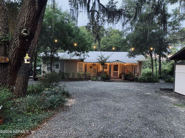 1161 COUNTY ROAD 20A, Hawthorne, FL 32640