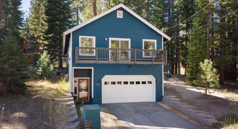1522 Tionontati Street, South Lake Tahoe, CA 96150 Photo