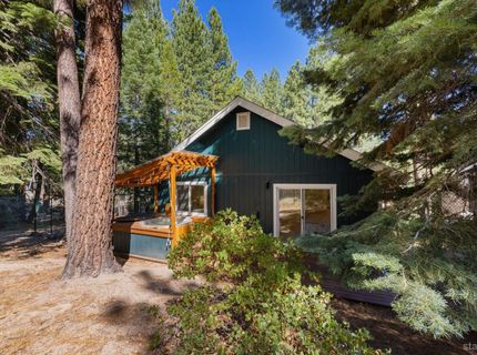 1522 Tionontati Street, South Lake Tahoe, CA 96150 Photo