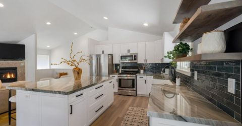 1522 Tionontati Street, South Lake Tahoe, CA 96150 Photo