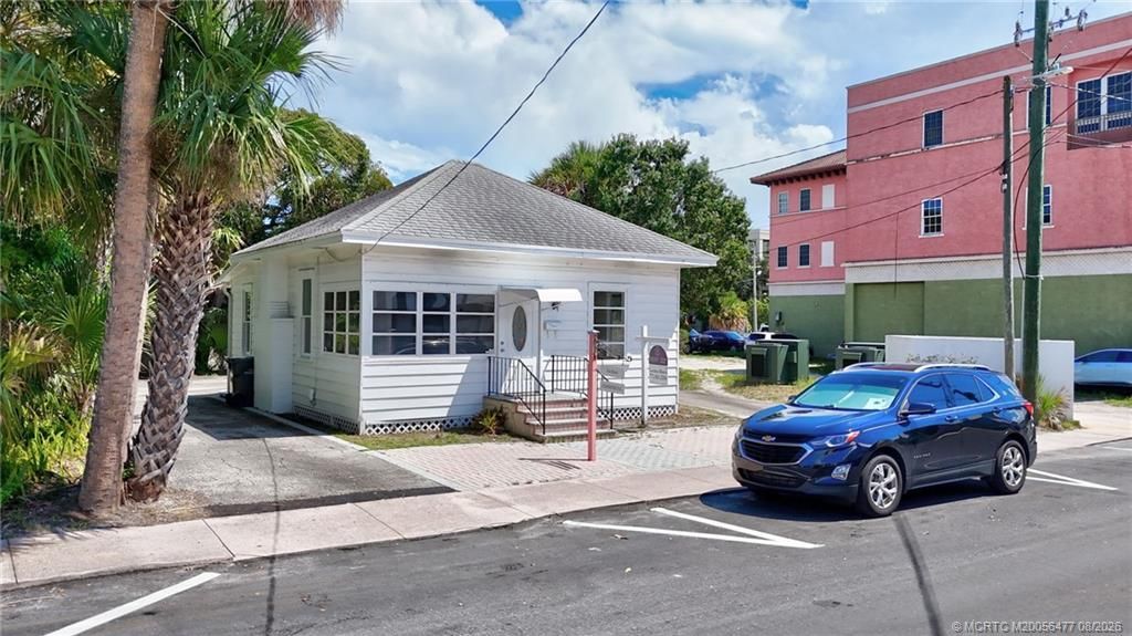 309 SE Denver Avenue, Stuart, FL 34994 Photo