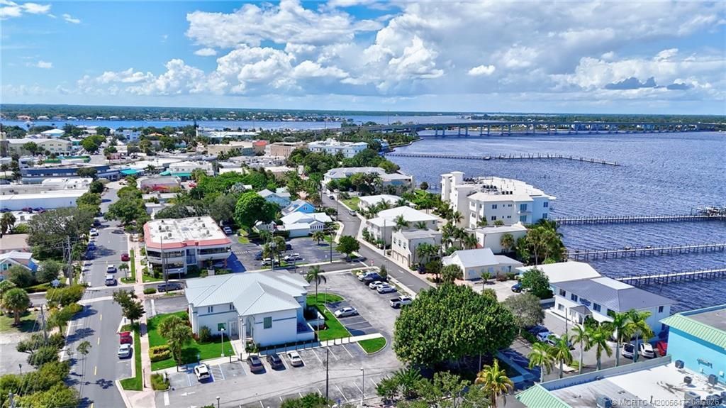 309 SE Denver Avenue, Stuart, FL 34994 Photo