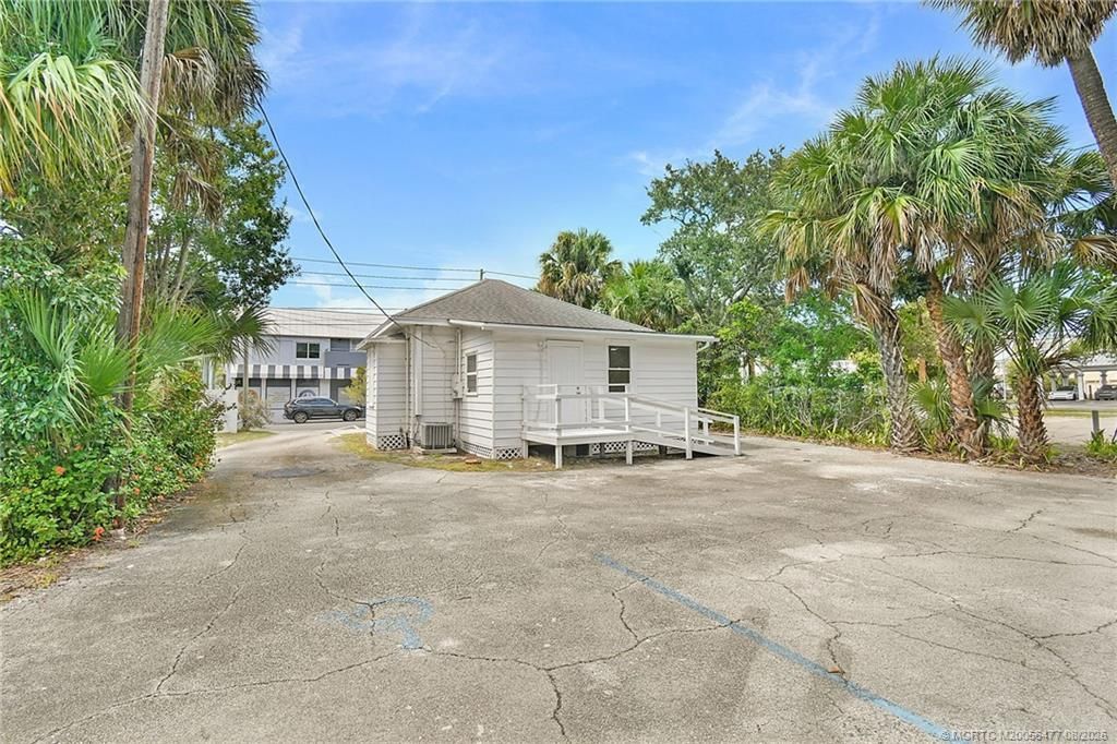 309 SE Denver Avenue, Stuart, FL 34994 Photo