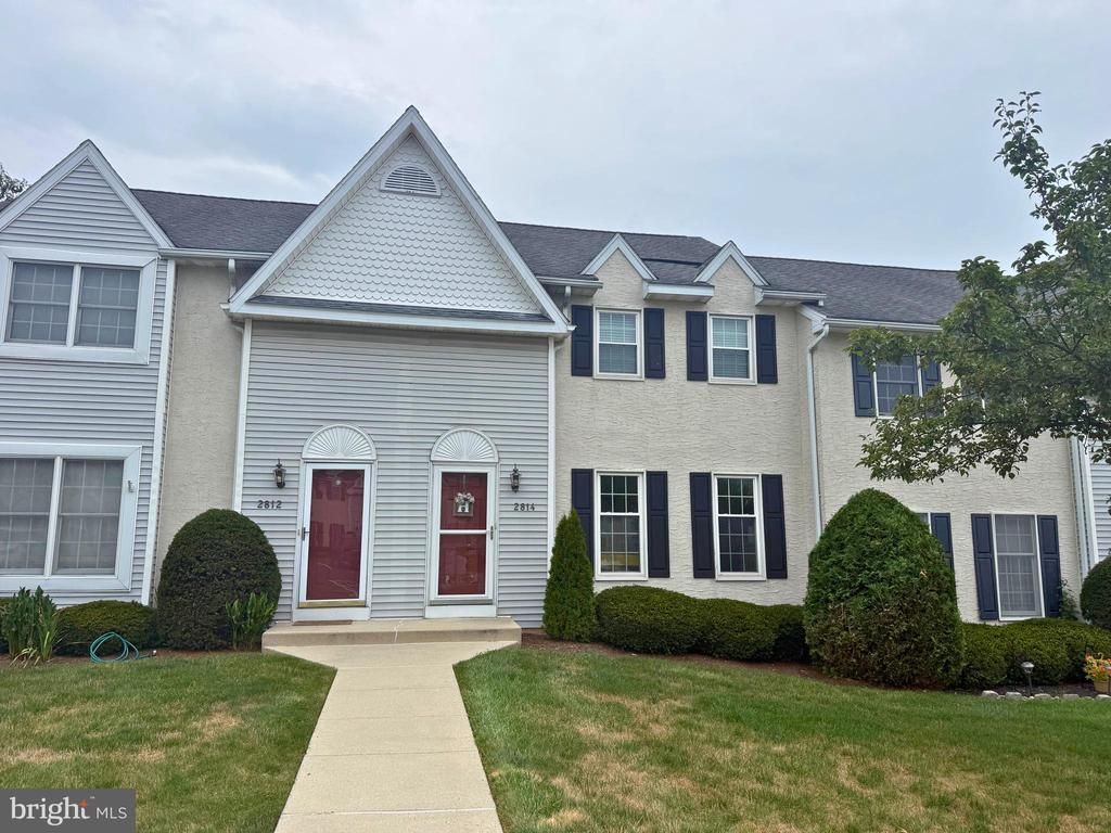 2814 STURBRIDGE COURT, READING, PA 19608