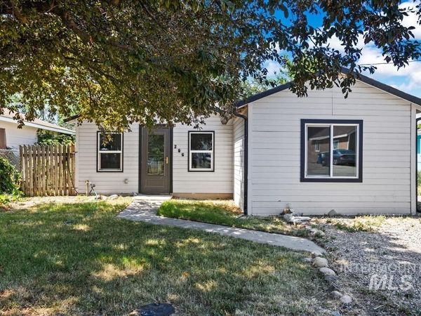 206 W 35th Street, Garden City, ID 83714