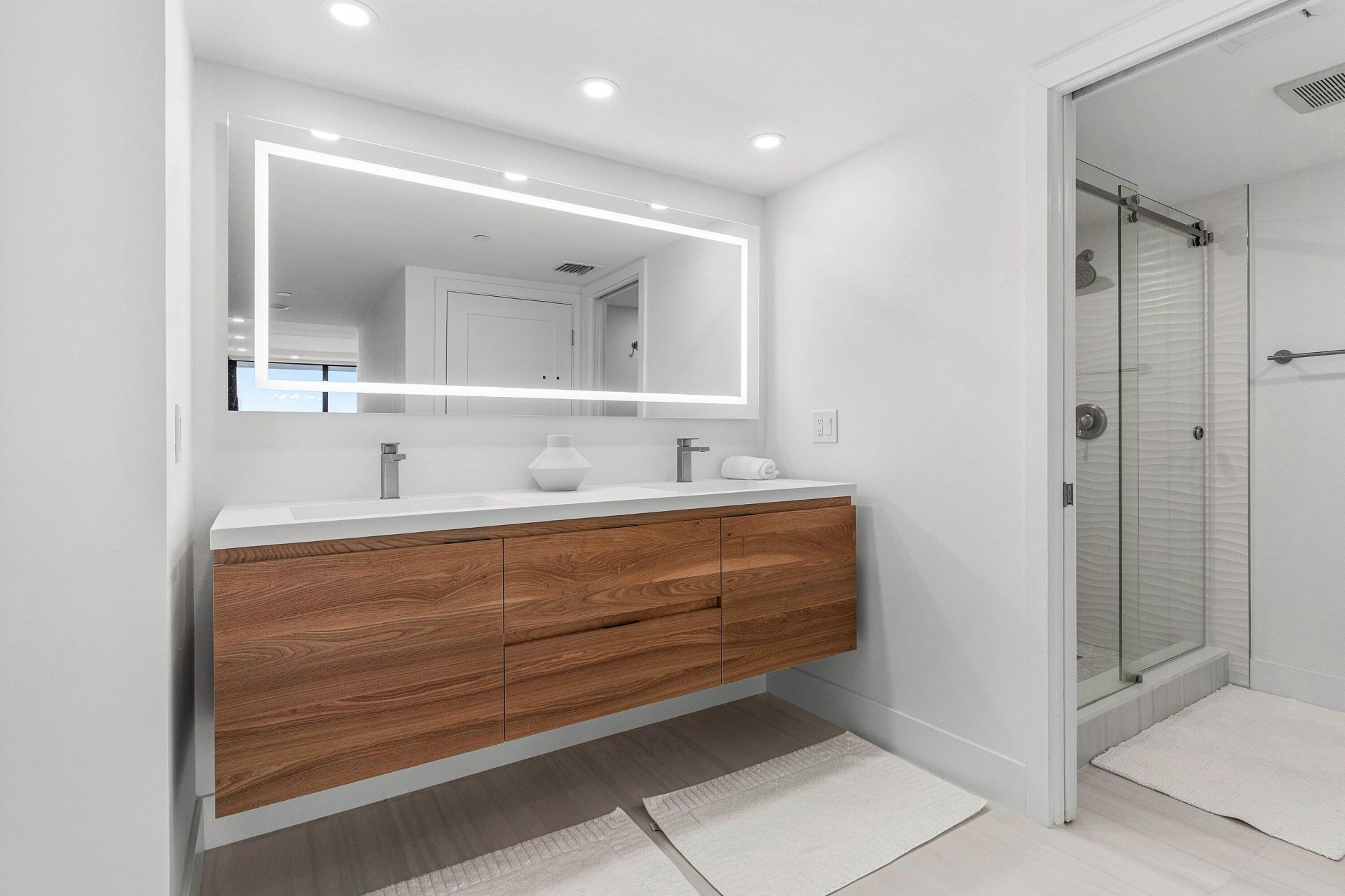 4748 S Ocean Boulevard, Unit 406, Highland Beach, FL 33487 Photo