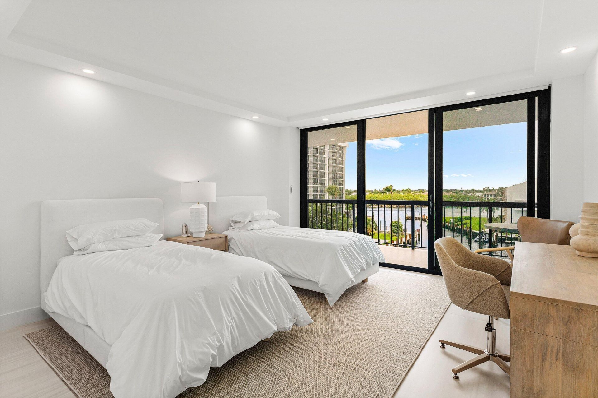 4748 S Ocean Boulevard, Unit 406, Highland Beach, FL 33487 Photo