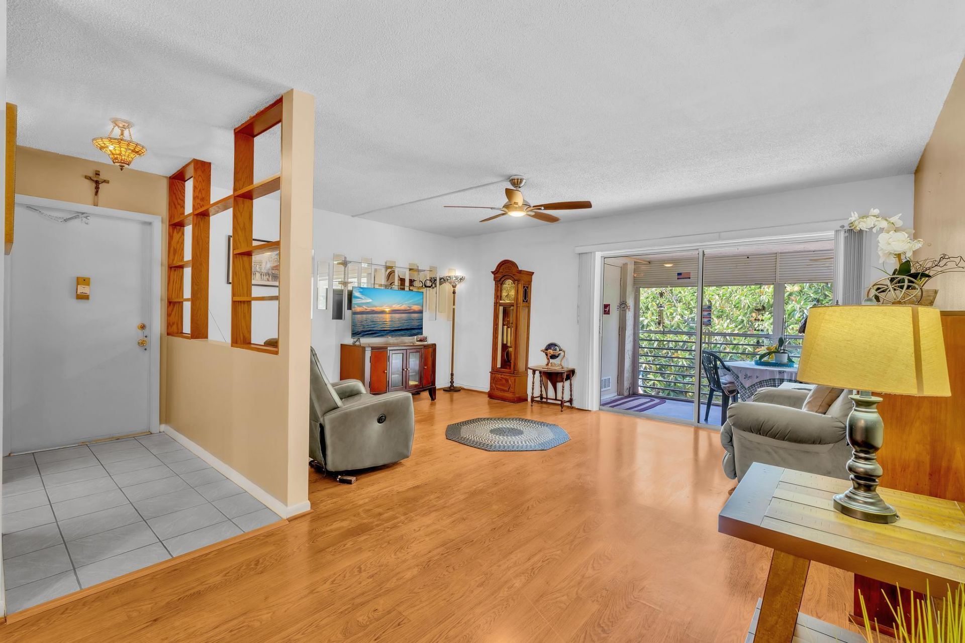 405 N Laurel Drive, Unit 206, Margate, FL 33063 Photo