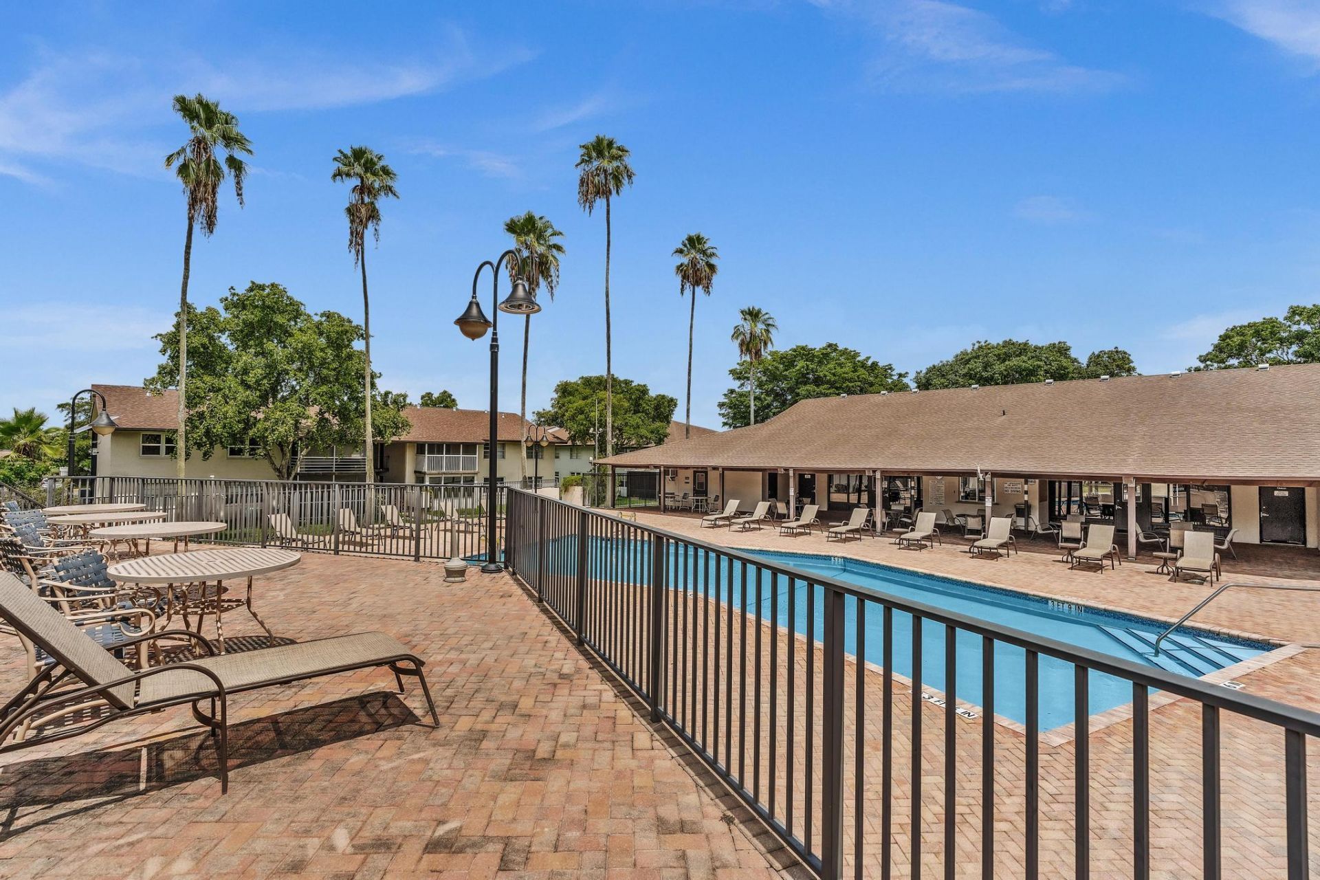 405 N Laurel Drive, Unit 206, Margate, FL 33063 Photo