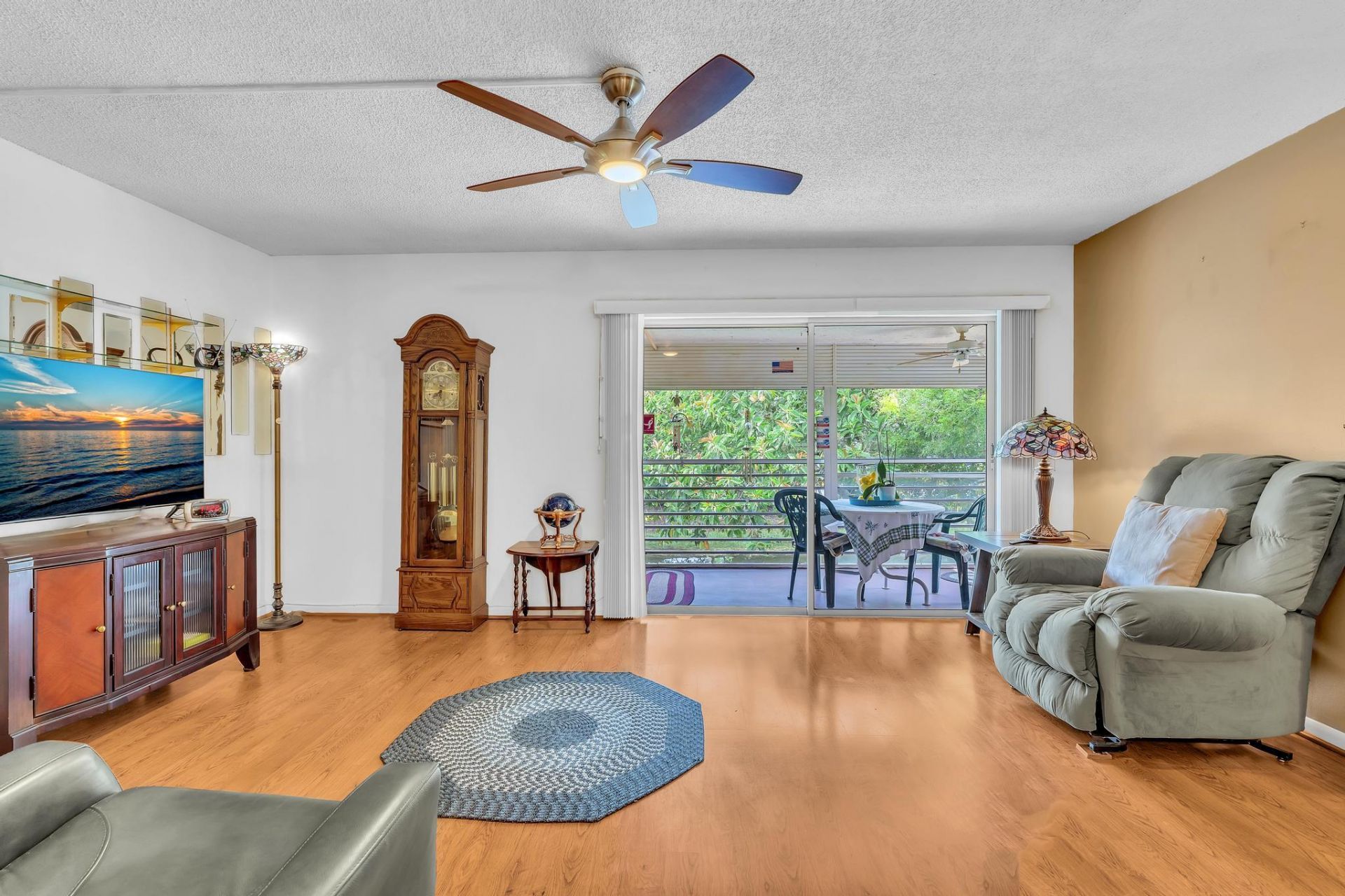 405 N Laurel Drive, Unit 206, Margate, FL 33063 Photo