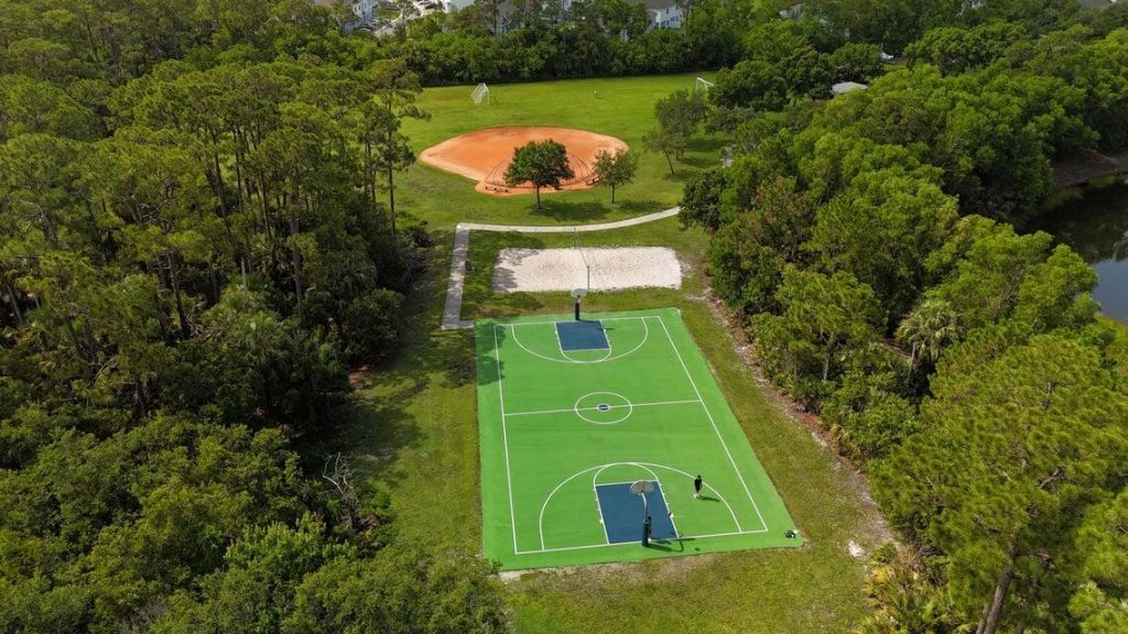 861 NE Whistling Duck Way, Port Saint Lucie, FL 34983 Photo