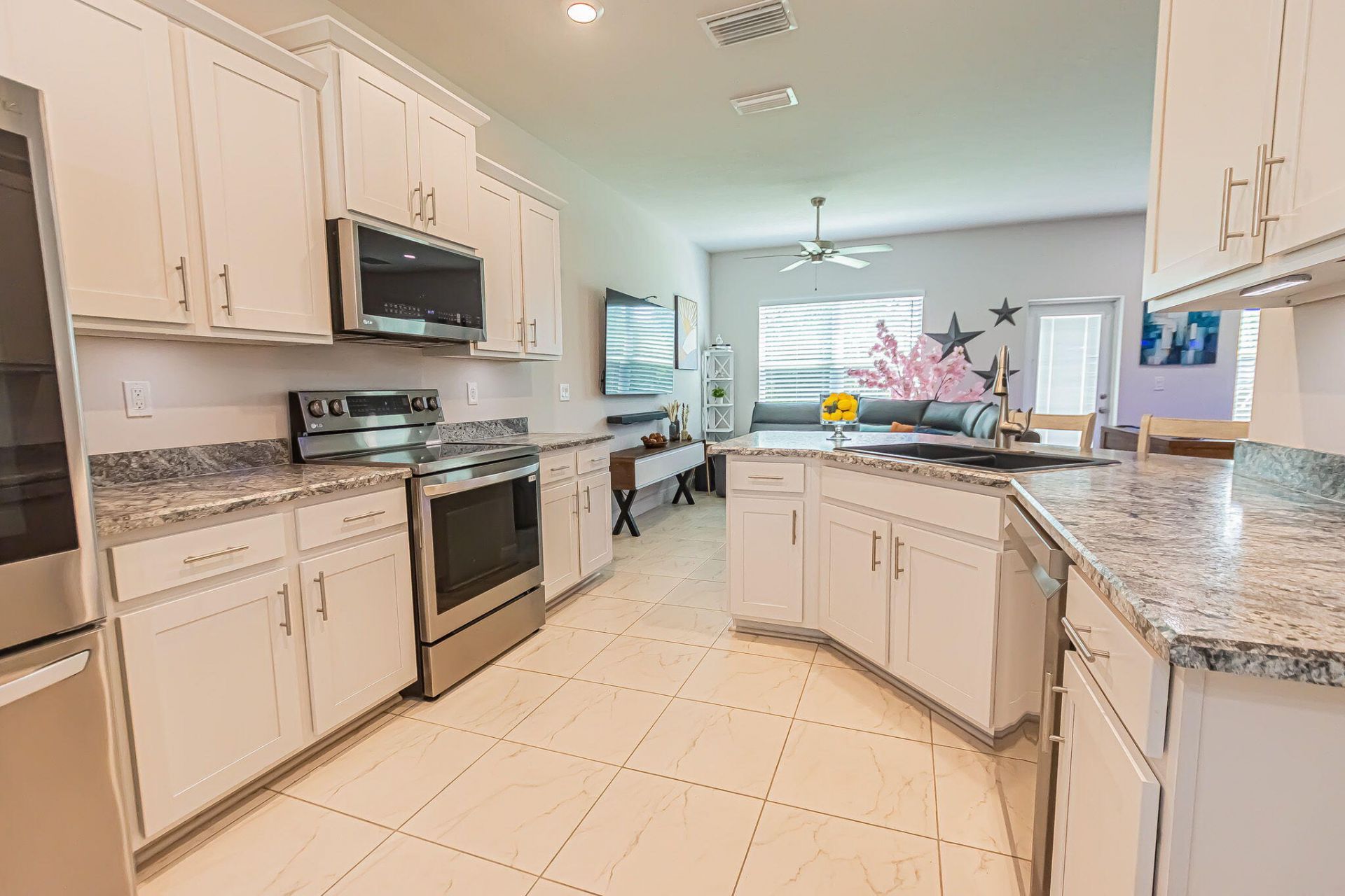 861 NE Whistling Duck Way, Port Saint Lucie, FL 34983 Photo