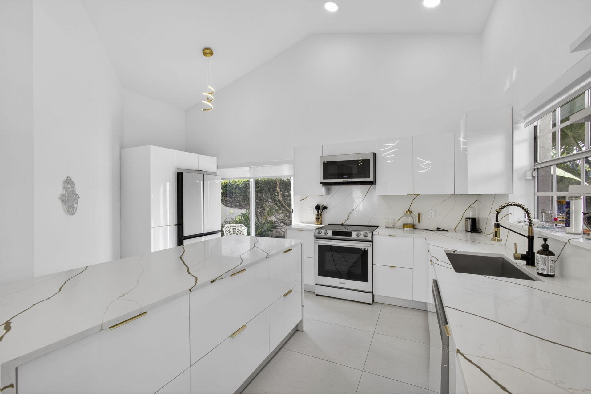 18 Selby Lane, Palm Beach Gardens, FL 33418 Photo