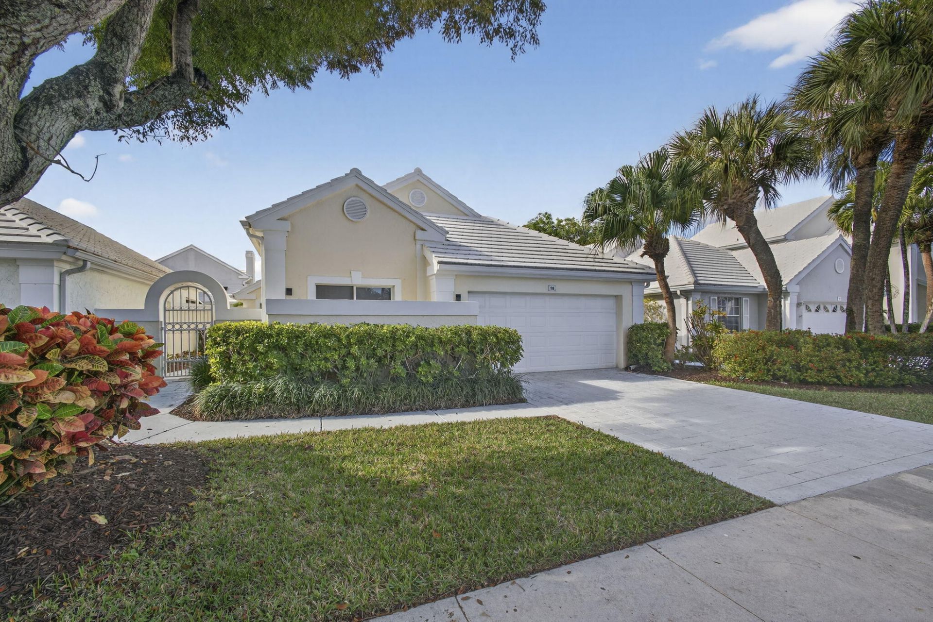 18 Selby Lane, Palm Beach Gardens, FL 33418 Photo