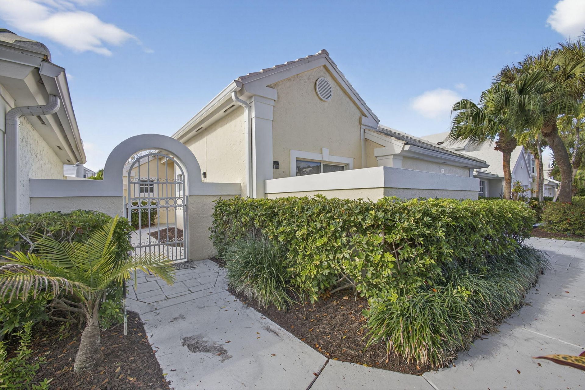 18 Selby Lane, Palm Beach Gardens, FL 33418 Photo