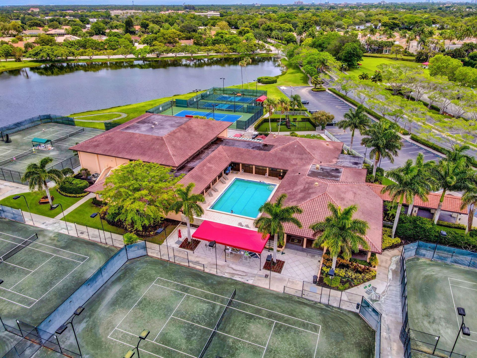 18 Selby Lane, Palm Beach Gardens, FL 33418 Photo