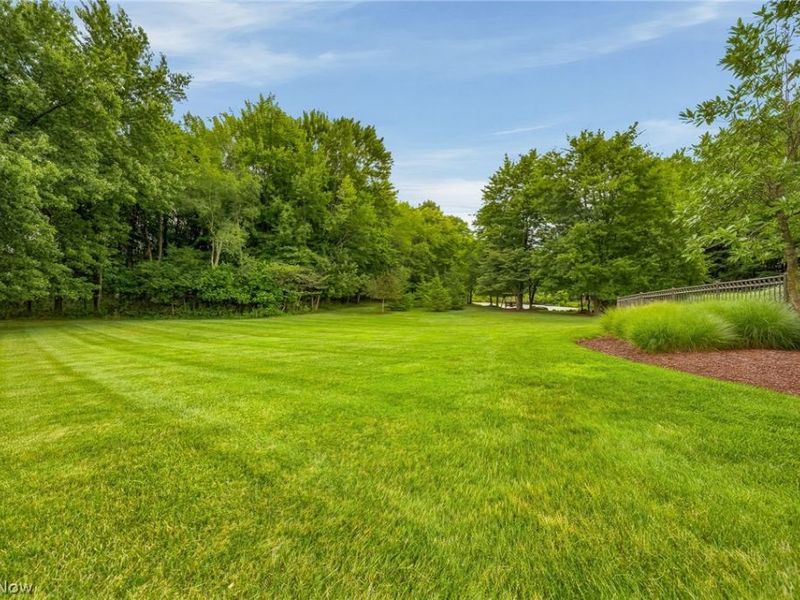 1521 Easthill Street SE, North Canton, OH 44720 Photo 11