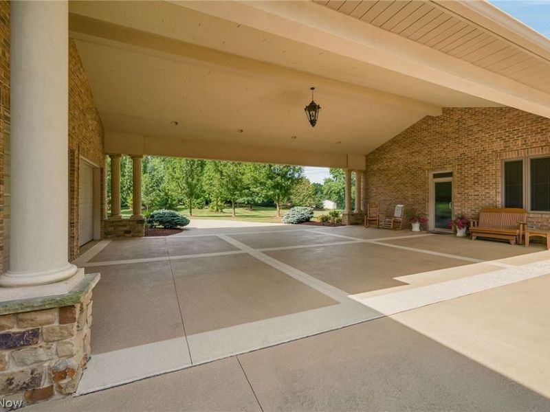 1521 Easthill Street SE, North Canton, OH 44720 Photo 3