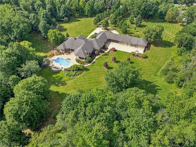 1521 Easthill Street SE, North Canton, OH 44720 Photo 5