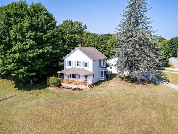 693 Crystal Avenue, Frankfort, MI 49635