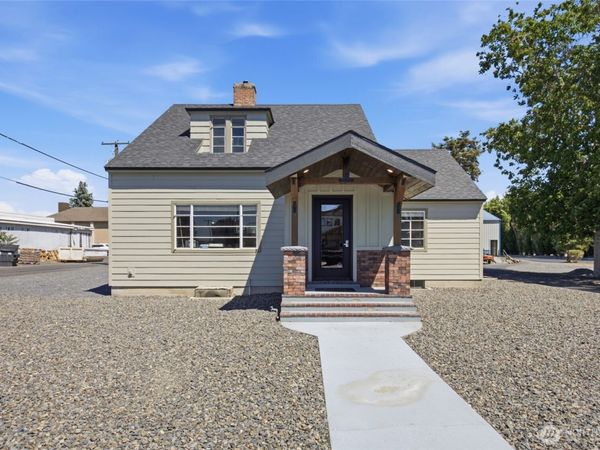 123 2nd Avenue SW, Ephrata, WA 98823