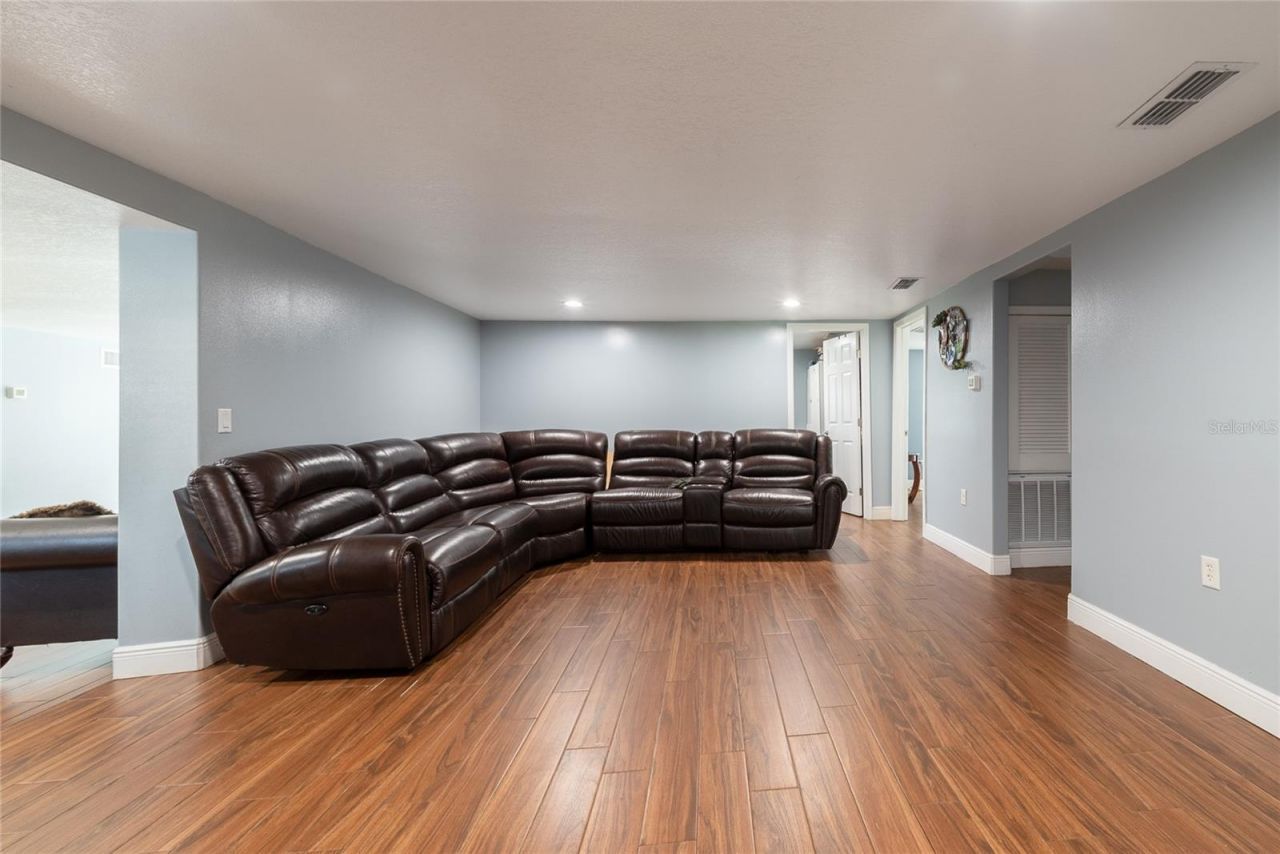 19 S Tyler Avenue, Orlando, FL 32811 Photo