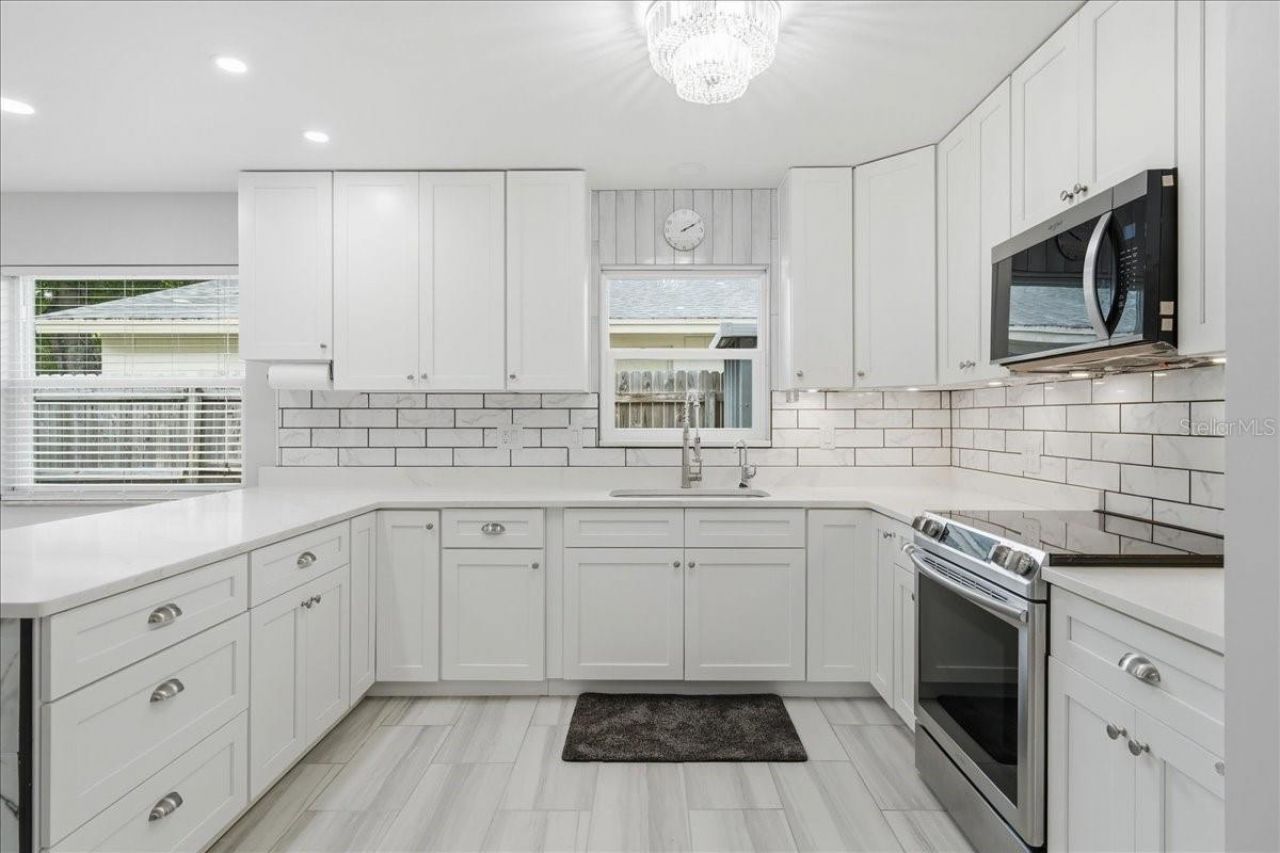 311 45th Avenue N, Saint Petersburg, FL 33703 Photo