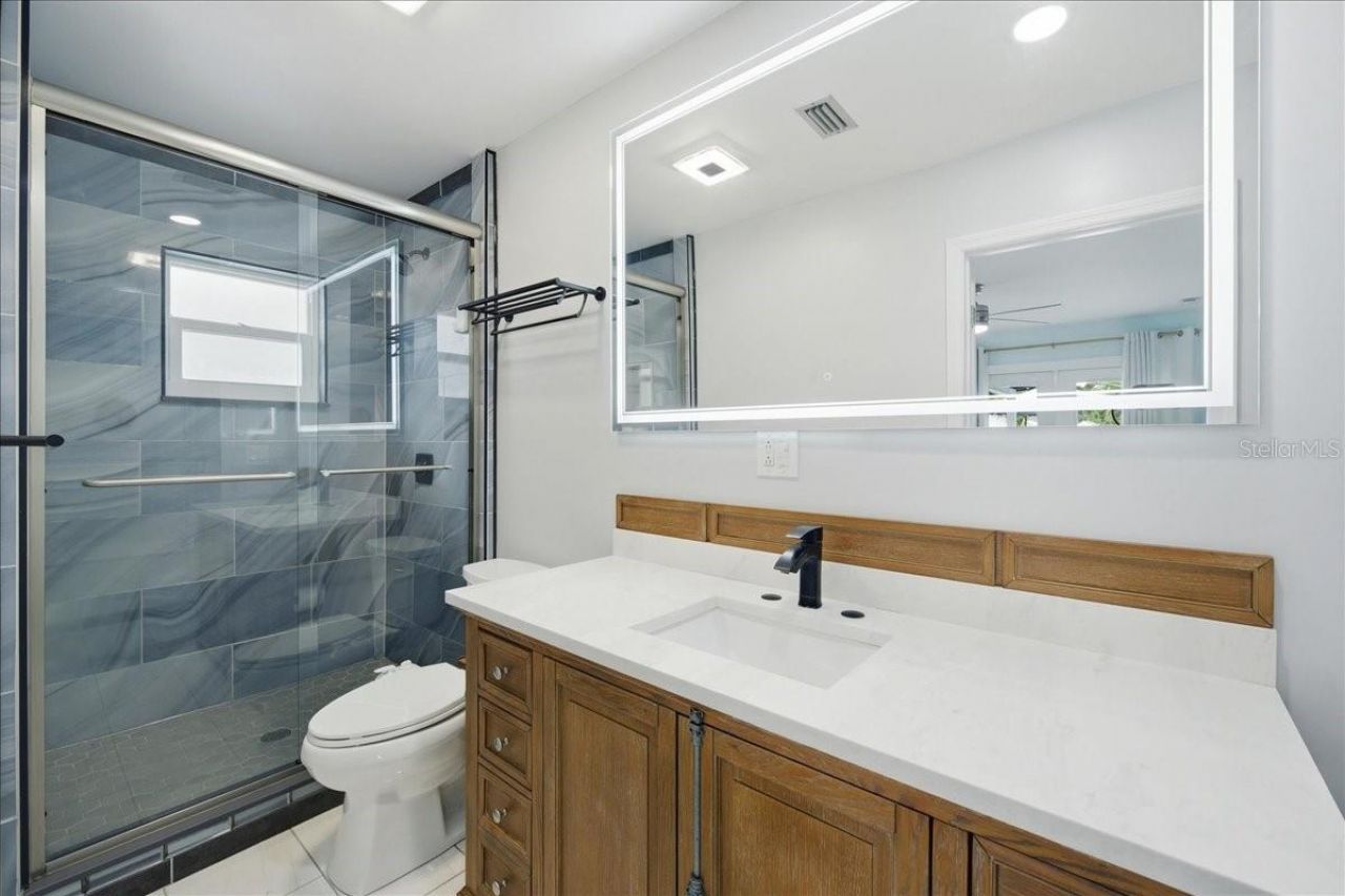 311 45th Avenue N, Saint Petersburg, FL 33703 Photo