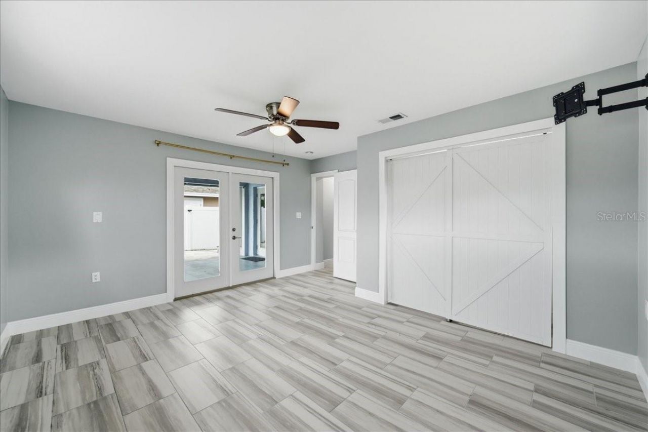311 45th Avenue N, Saint Petersburg, FL 33703 Photo