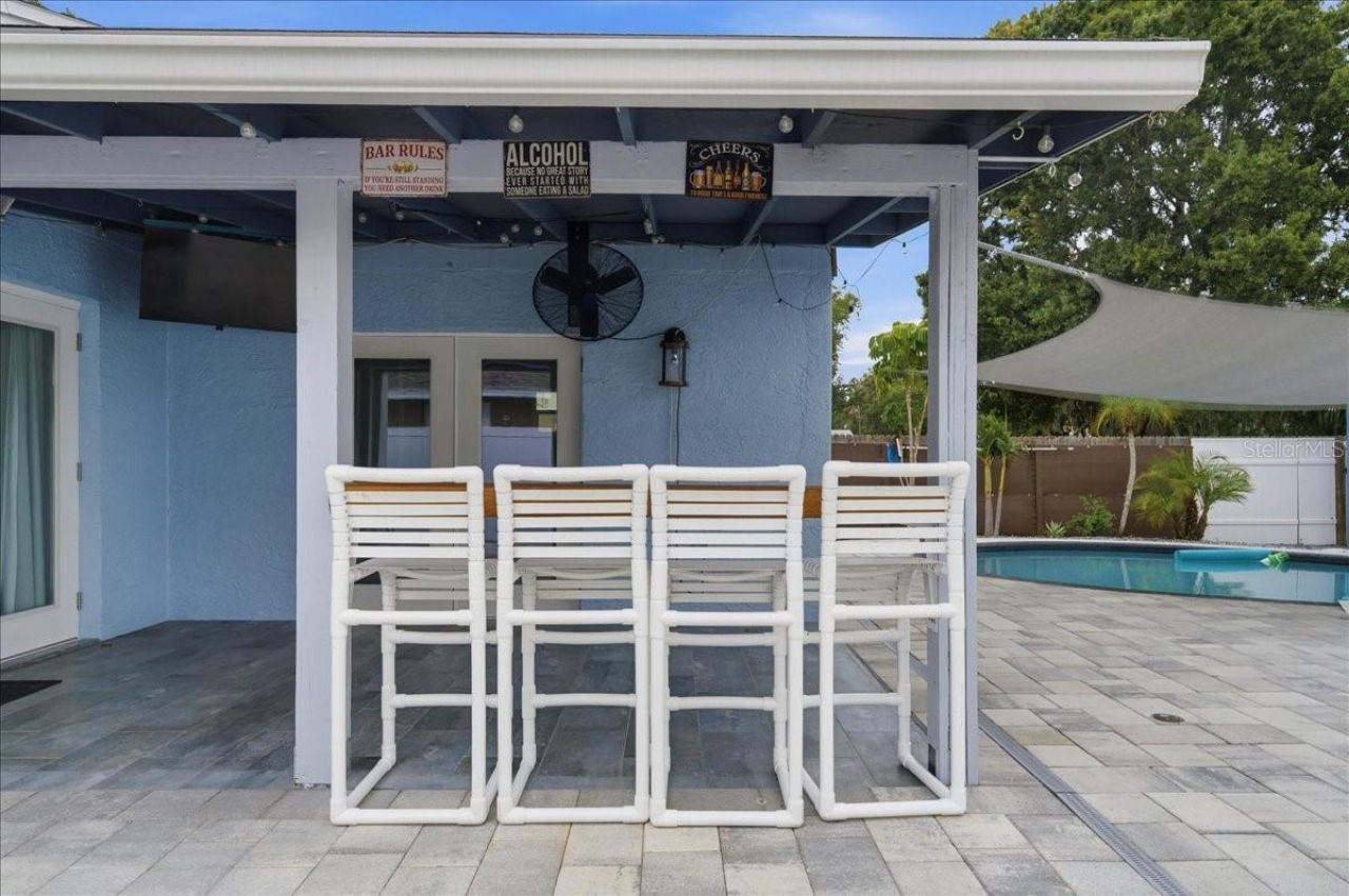 311 45th Avenue N, Saint Petersburg, FL 33703 Photo