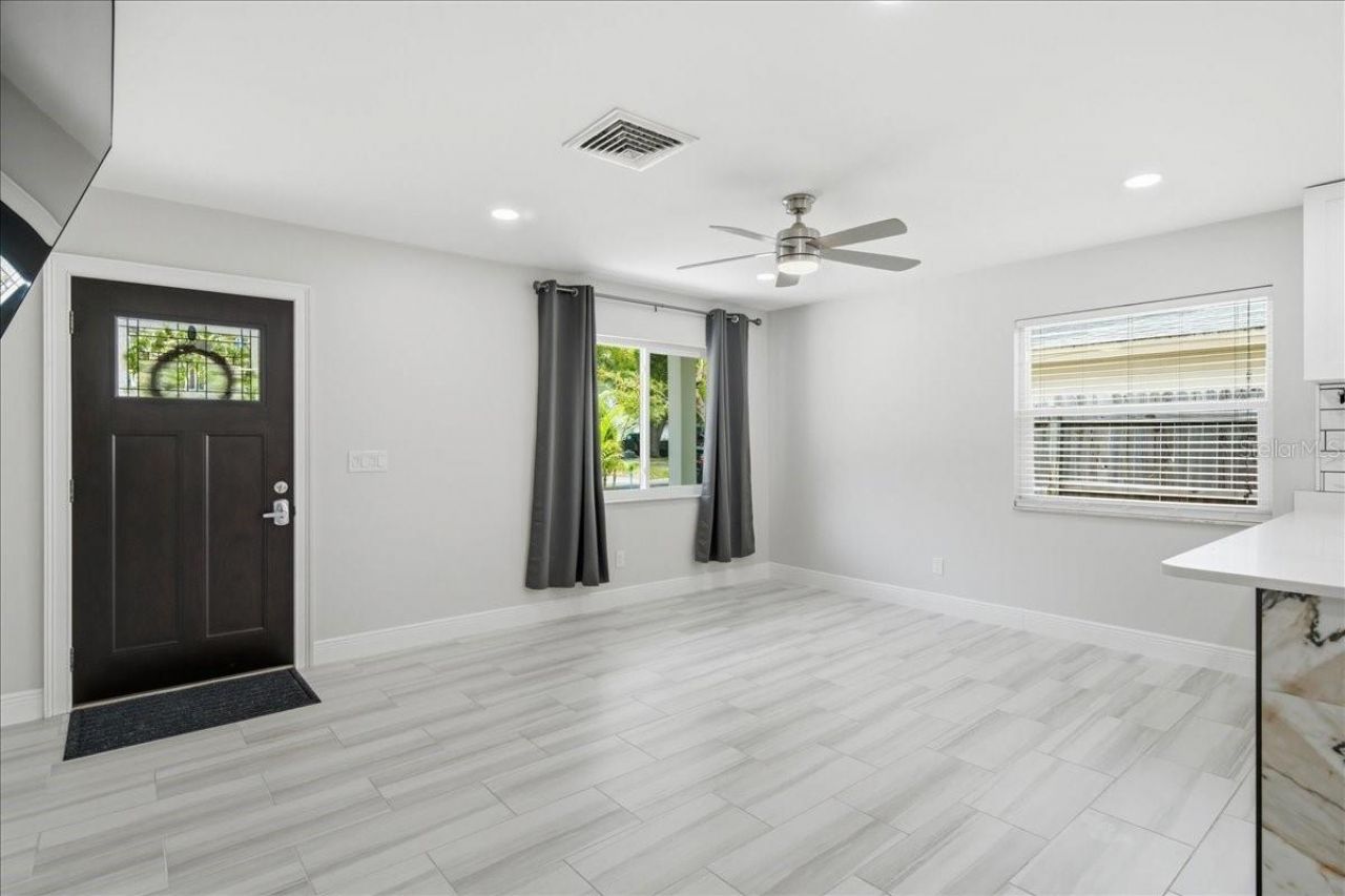 311 45th Avenue N, Saint Petersburg, FL 33703 Photo