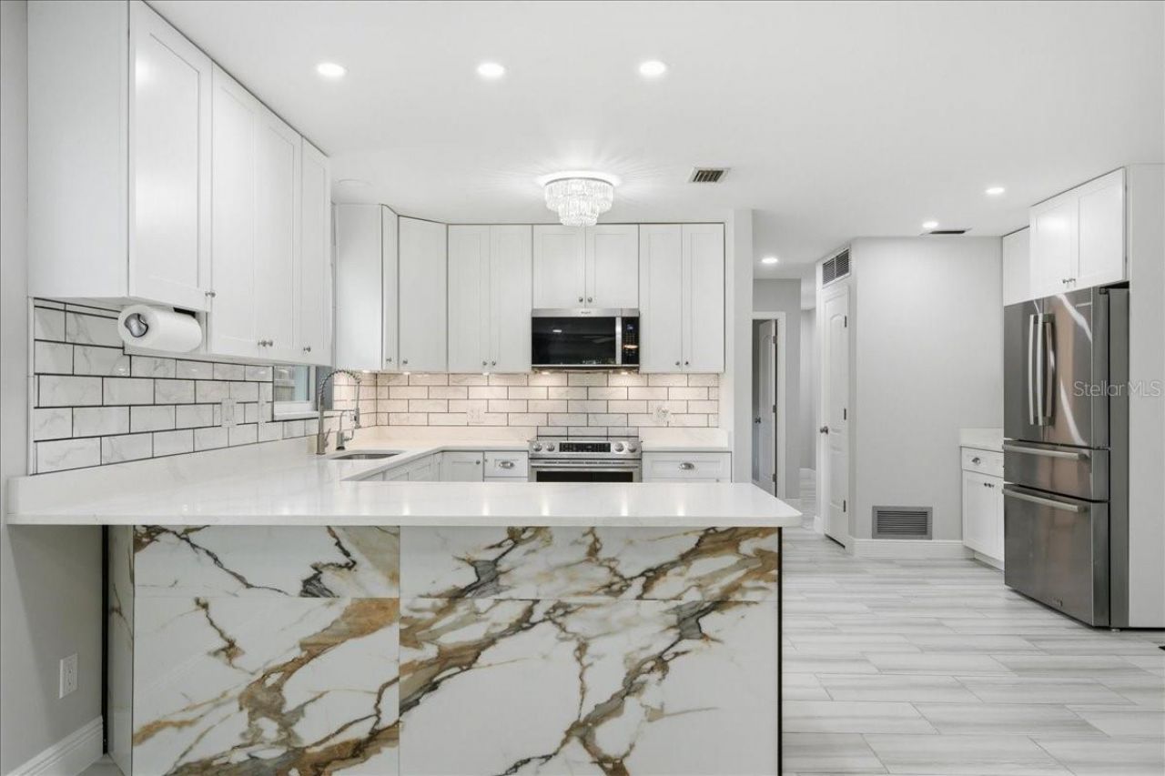 311 45th Avenue N, Saint Petersburg, FL 33703 Photo