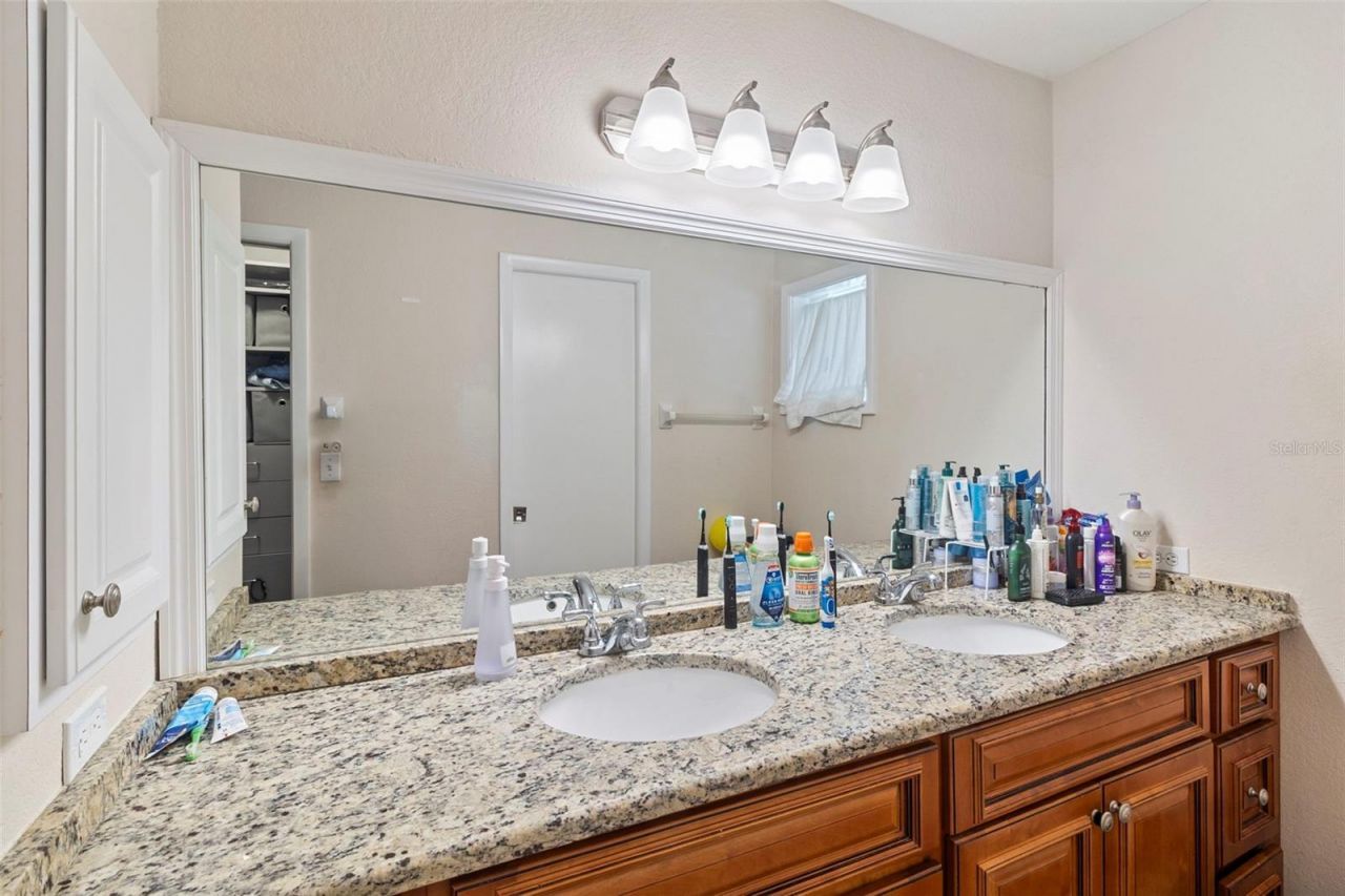 5776 Augusta Circle, Sarasota, FL 34238 Photo