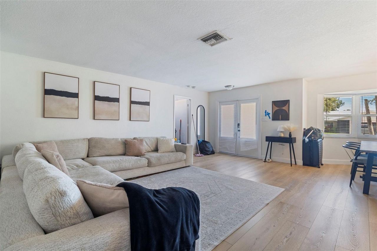 5776 Augusta Circle, Sarasota, FL 34238 Photo