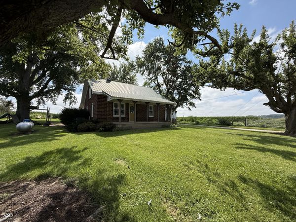 1915 S County Road 100 E, Center Point, IN 47840