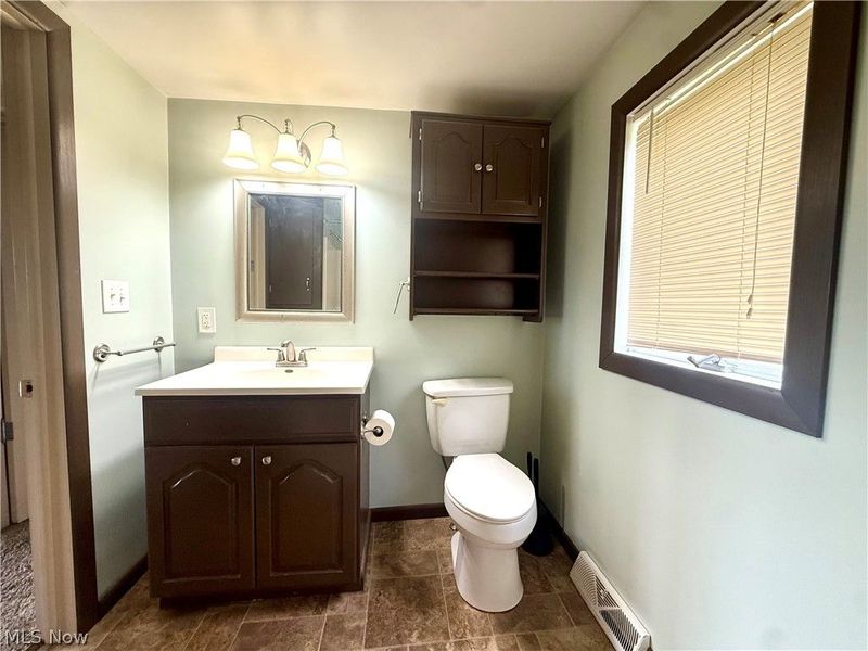 2419 Hewitt Gifford Road SW, Lordstown, OH 44481 Photo 10