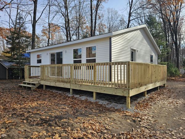 8478 Vista Drive, Newaygo, MI 49337