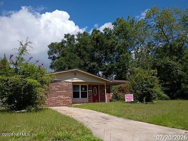 6720 RHODE ISLAND Drive E, Jacksonville, FL 32209