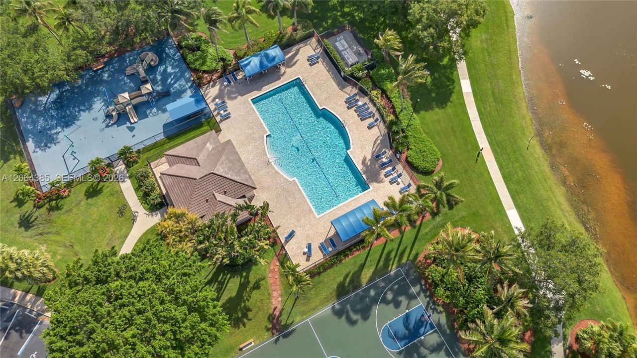 885 Tanglewood Cir, Unit 885, Weston, FL 33327 Photo