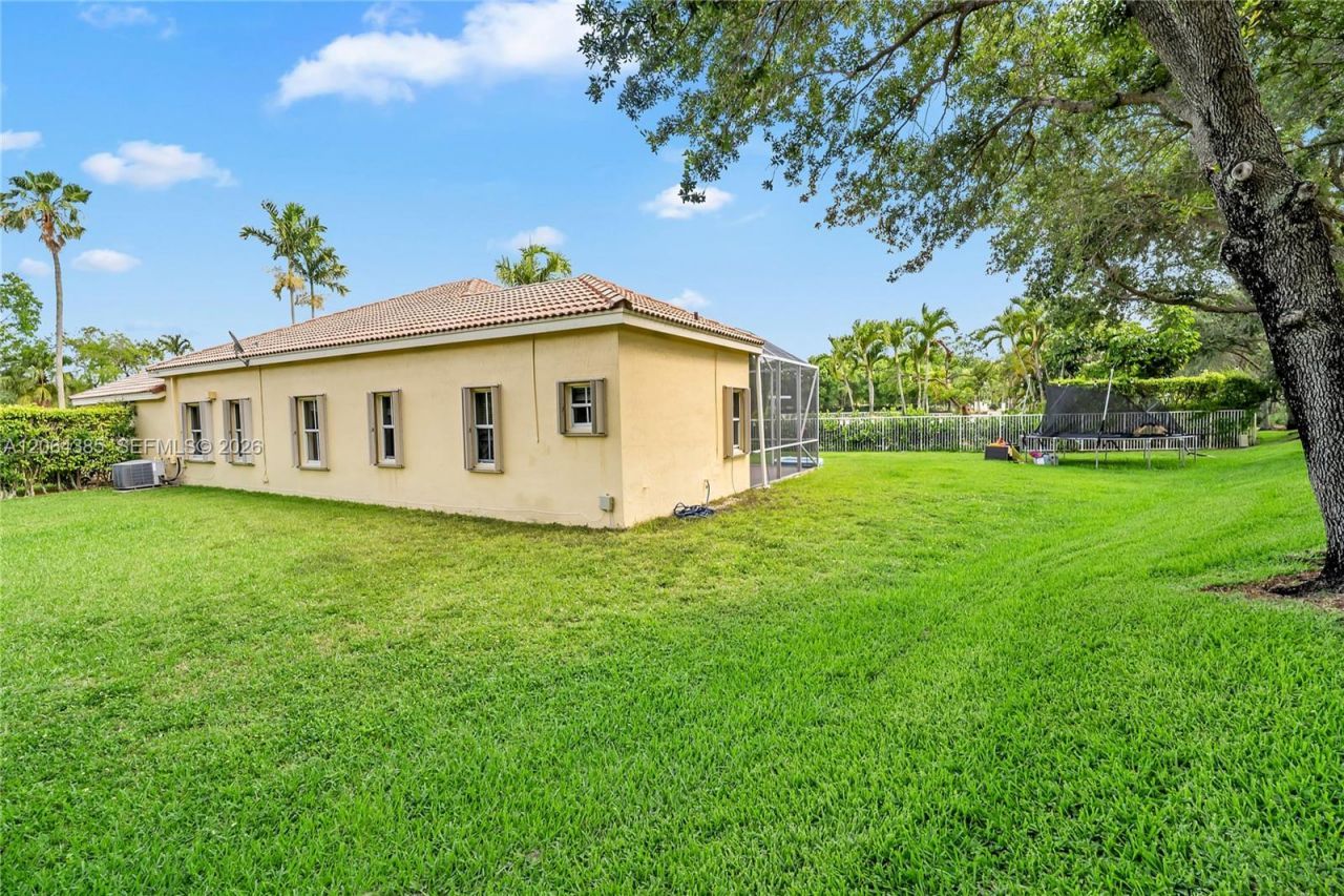 885 Tanglewood Cir, Unit 885, Weston, FL 33327 Photo