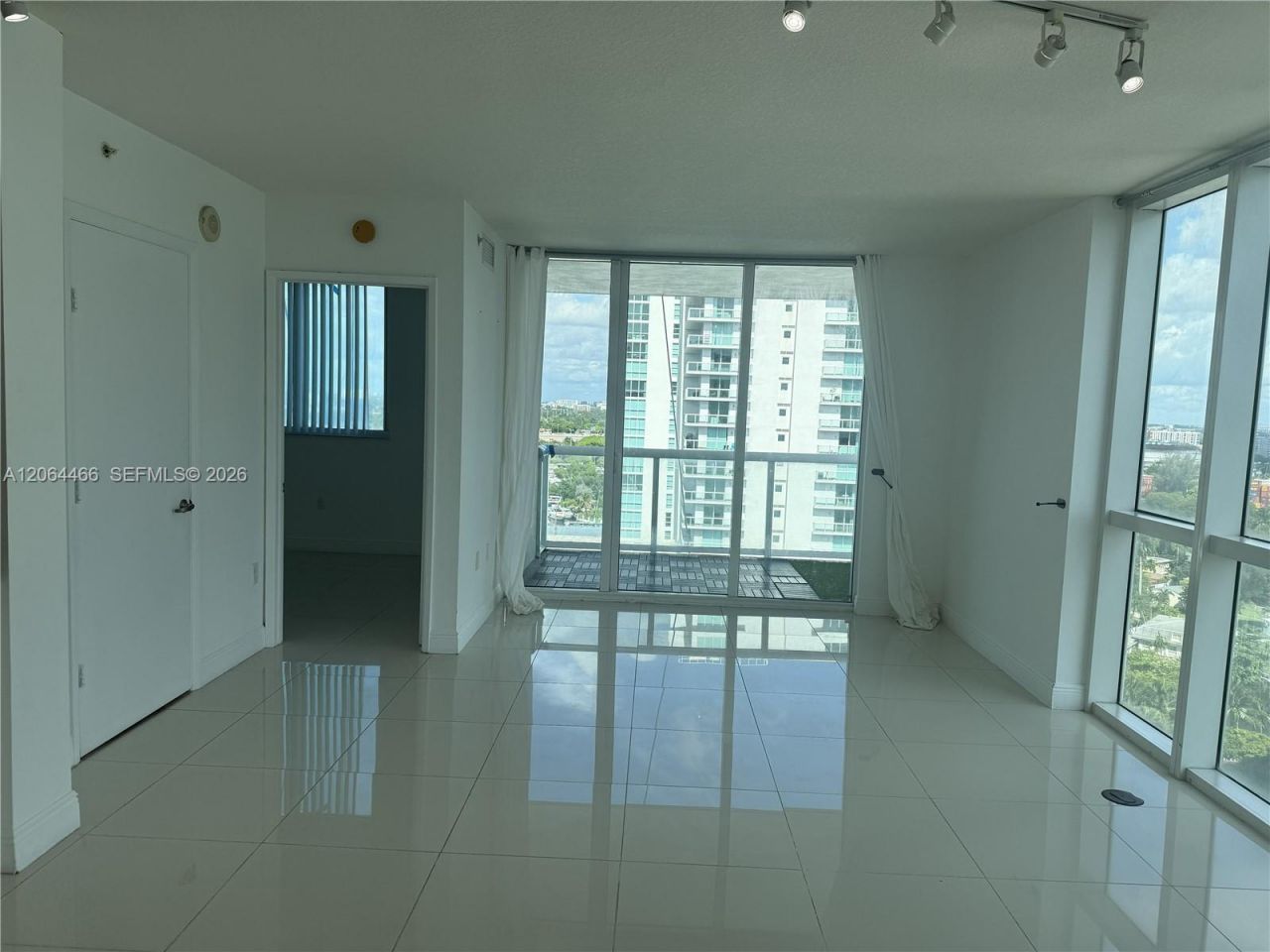 1871 NW S River Dr, Unit 1605, Miami, FL 33125 Photo