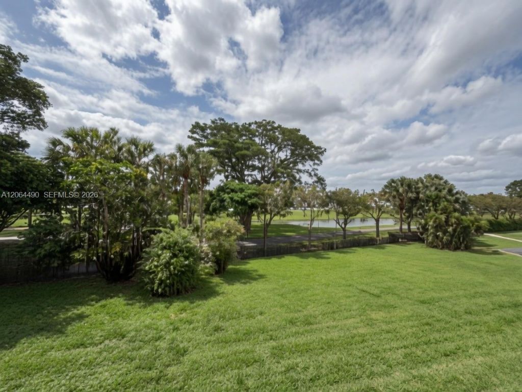 1201 Hillcrest Ct, Unit 205, Hollywood, FL 33021 Photo