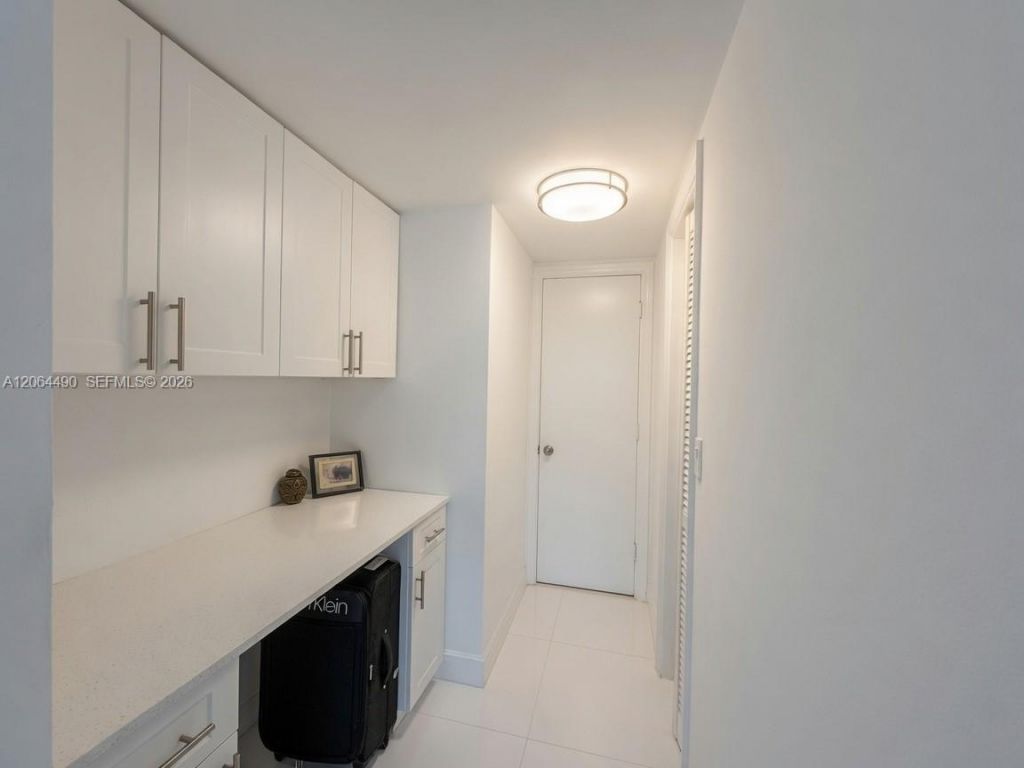1201 Hillcrest Ct, Unit 205, Hollywood, FL 33021 Photo