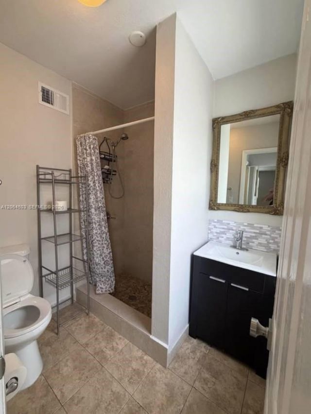 11100 NE 12th Ave , Miami, FL 33161 Photo