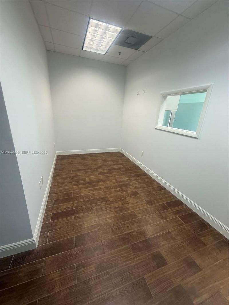 175 SW 7th St , Unit 1912, Miami, FL 33130 Photo