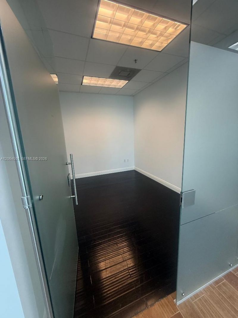 175 SW 7th St , Unit 1912, Miami, FL 33130 Photo