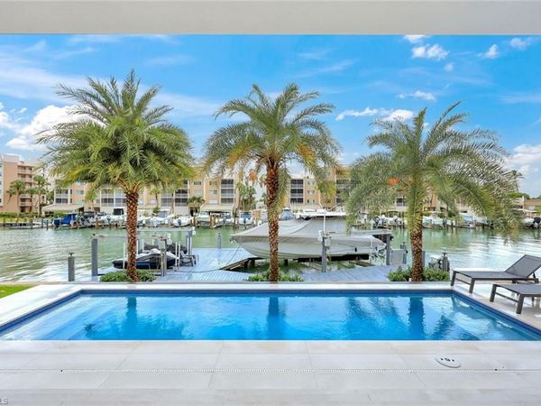 860 Partridge CT , MARCO ISLAND, FL 34145